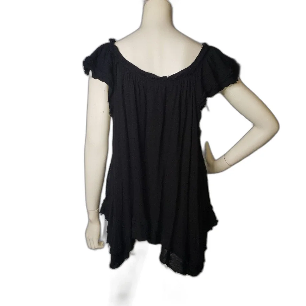 FREE PEOPLE New Girl Asymmetrical Black Sleeveless Ruffle Top Womens Size Medium
